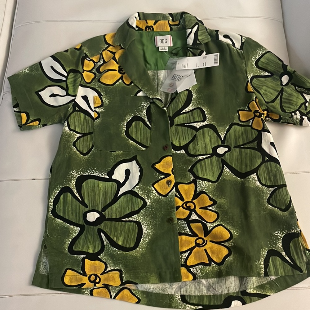 NWT BDG green retro floral Hawaiian shirt small - Picture 5 of 6
